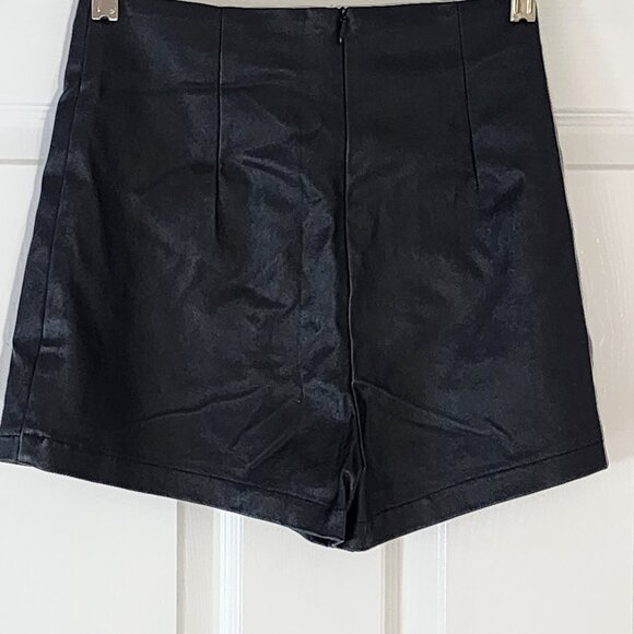 Faux Leather Mini Skort, Black, Size S, Uptown Funk, Whimsy Goth, Rocker Chic - Picture 3 of 4